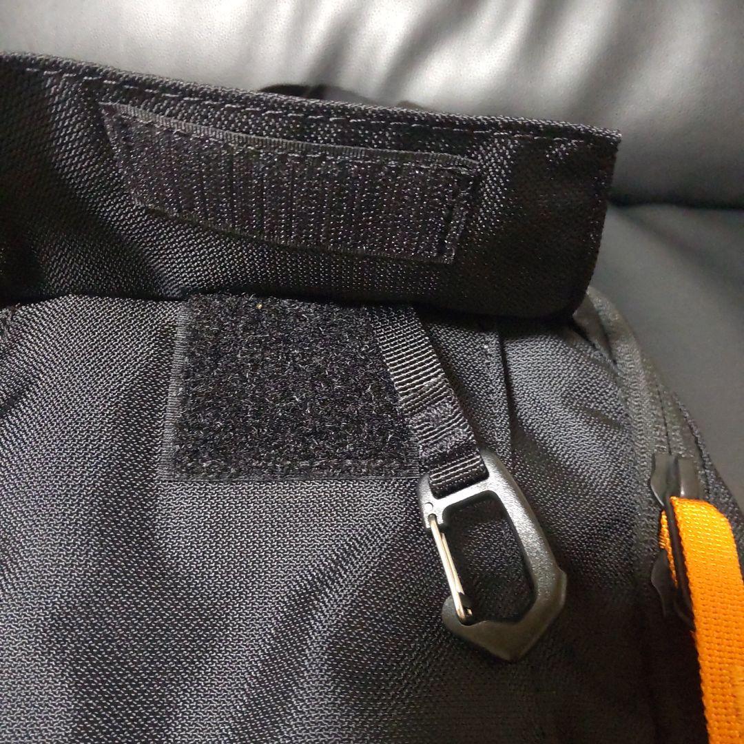 極上品⭐️ミステリーランチ ディストリクト8 ショルダーバッグ ボディブラック