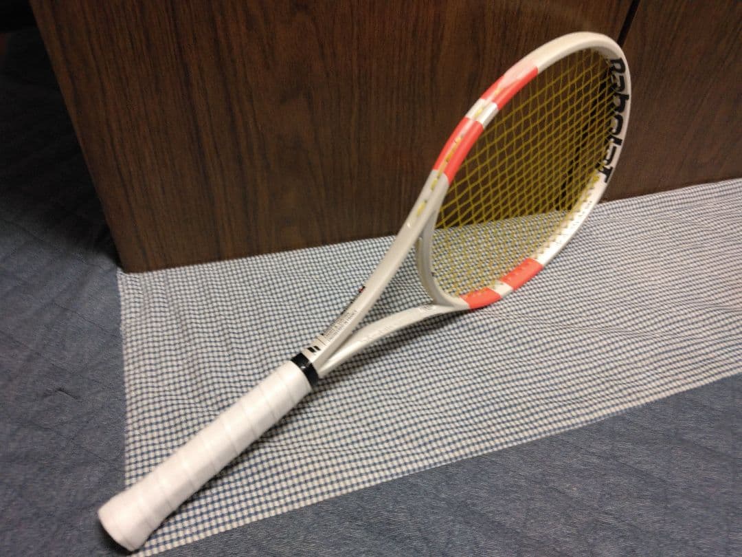 Babolat ピュアストライク97 硬式用テニスラケット 値下げOK！