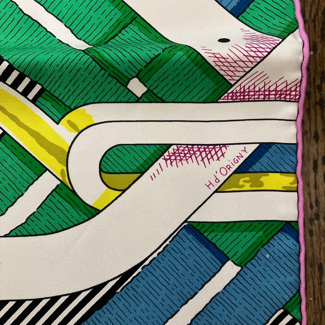 エルメス　スカーフ 90cm 「馬銜」柄