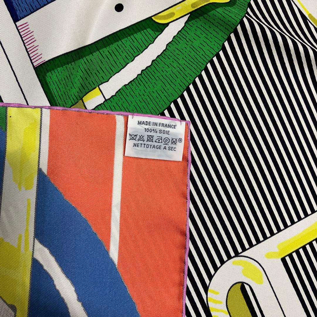 エルメス　スカーフ 90cm 「馬銜」柄