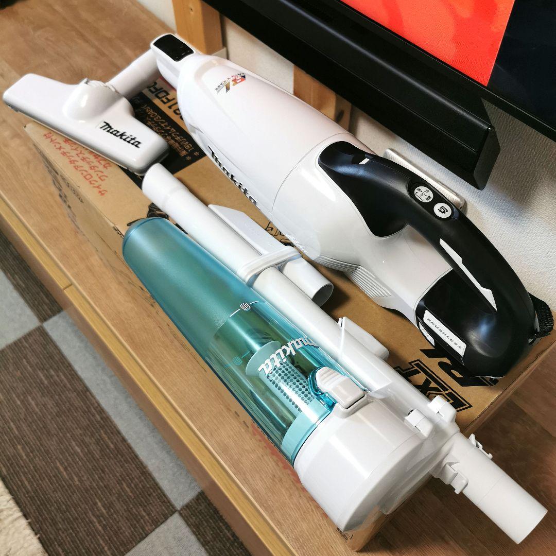 【新品未使用】週末お値下げ♦マキタ掃除機18vサイクロンアタッチメント付き