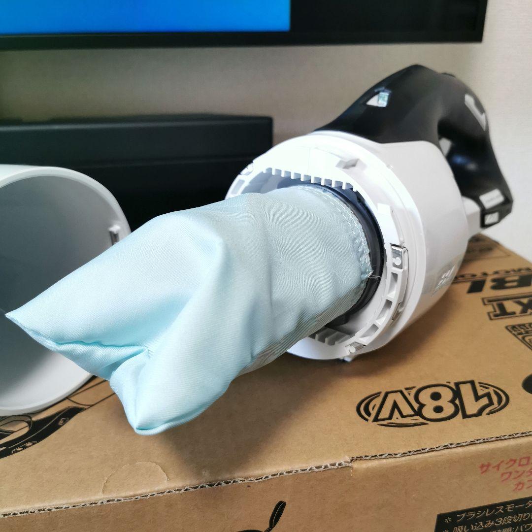 【新品未使用】週末お値下げ♦マキタ掃除機18vサイクロンアタッチメント付き