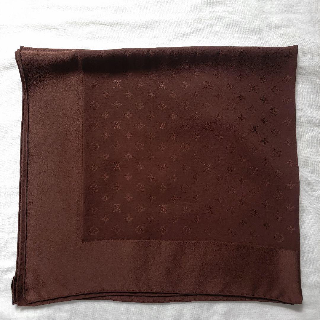 ルイヴィトン　モノグラム　シルクスカーフ ブラウン