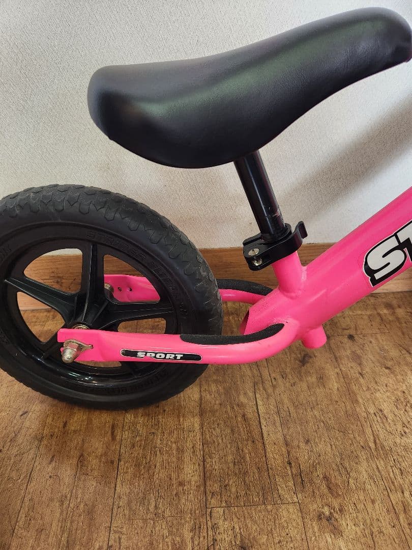 STRIDER SPORT12インチピンクバランスバイクランバイク