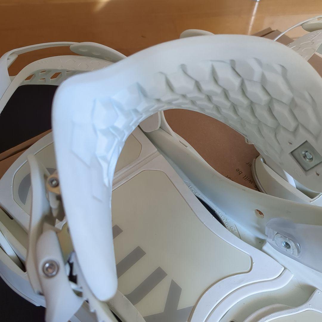 flux cv Mサイズ　ホワイト