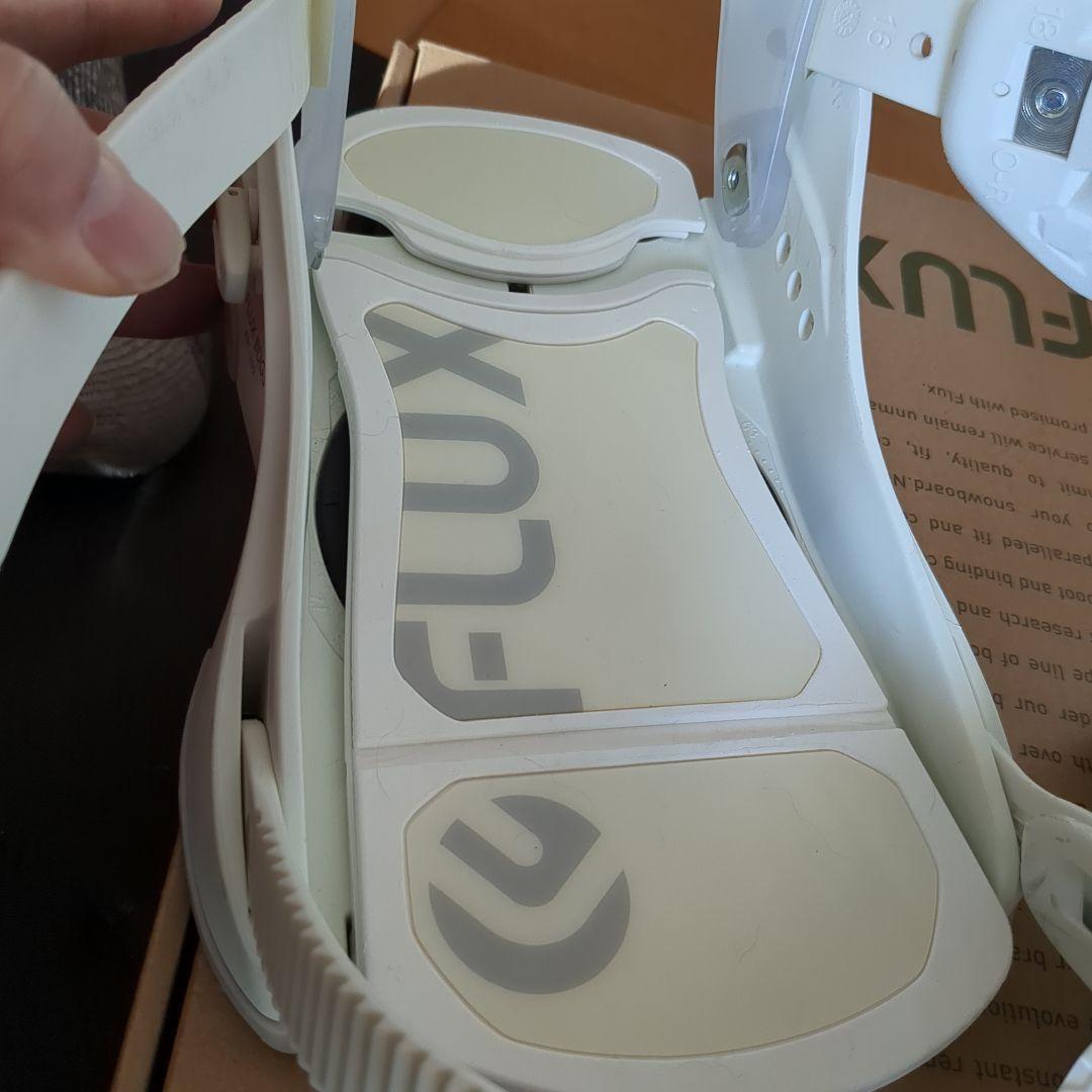 flux cv Mサイズ　ホワイト