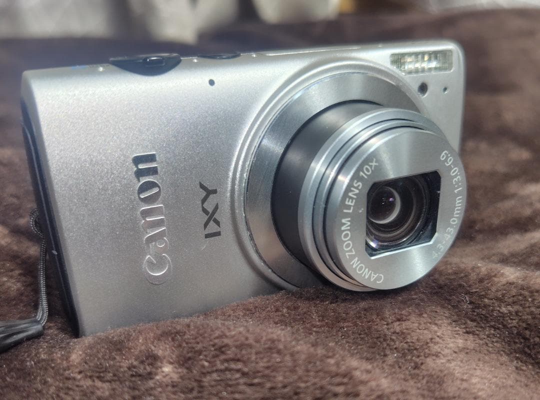 【美品 】Canon IXY610F シルバー　キャノン　デジカメ
