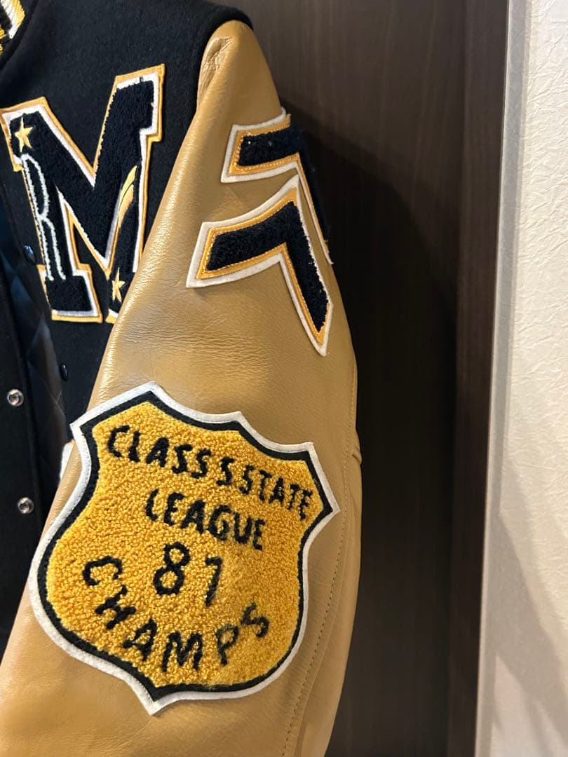 週末セール　WHITESVILLE(ホワイツビル)のスタジャン