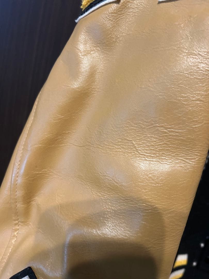 週末セール　WHITESVILLE(ホワイツビル)のスタジャン