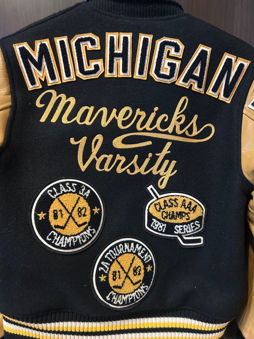 週末セール　WHITESVILLE(ホワイツビル)のスタジャン