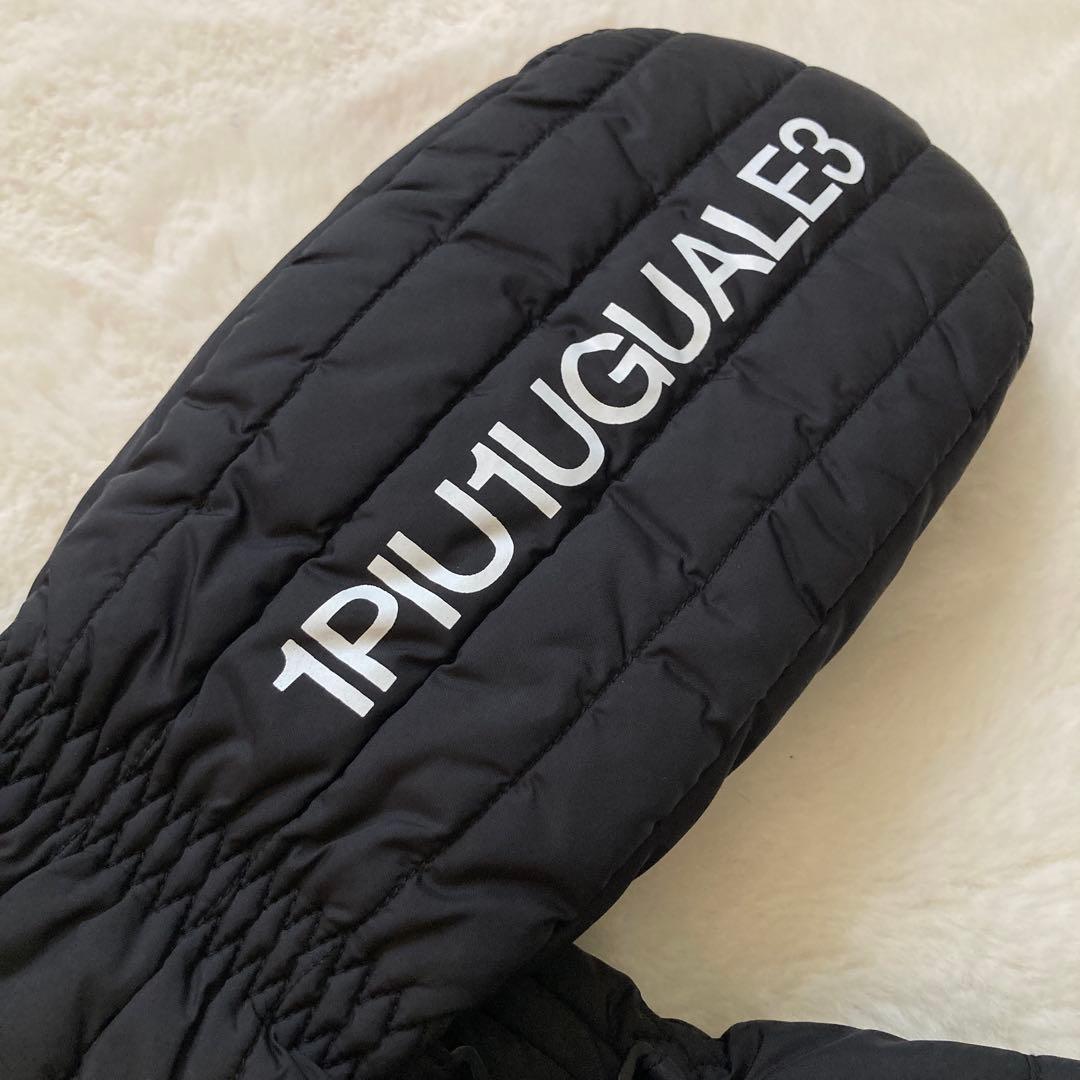 極美品！1PIU1UGUALE3 GOLF ウノピュウゴルフミトン 手袋 - メルカリ