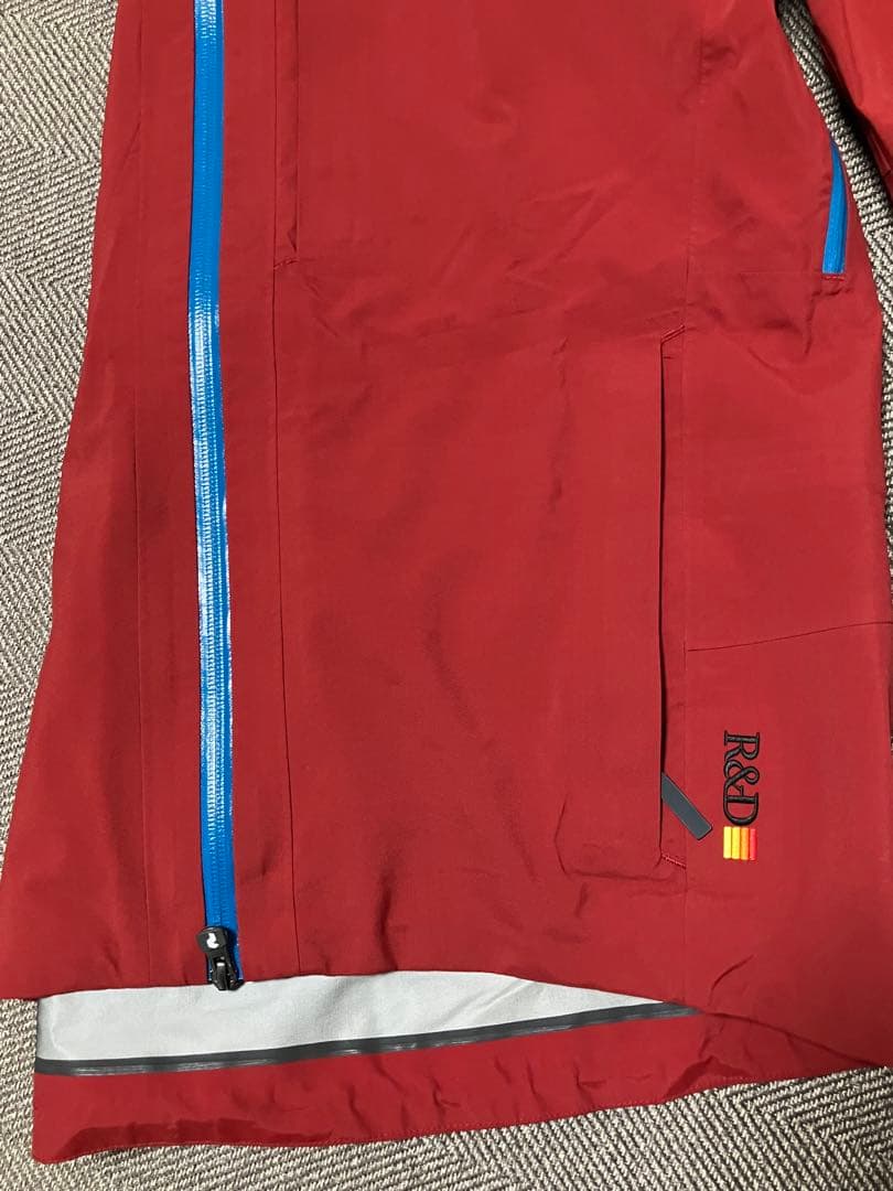 ピークパフォーマンス ヘリアルパインジャケット Heli Alpine XS