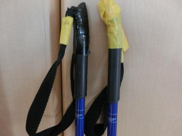 Atomic Supercap Classicクロカンジュニアスキー板＋ストック - メルカリ