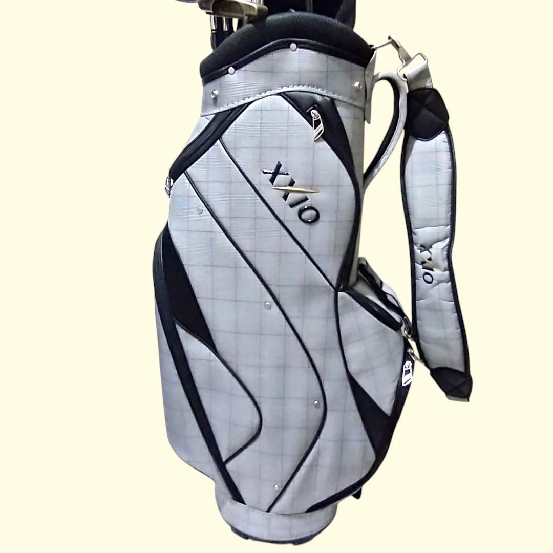 ゼクシオ 打ちやすさと飛距離に優れた豪華ゴルフクラブセット XXIO