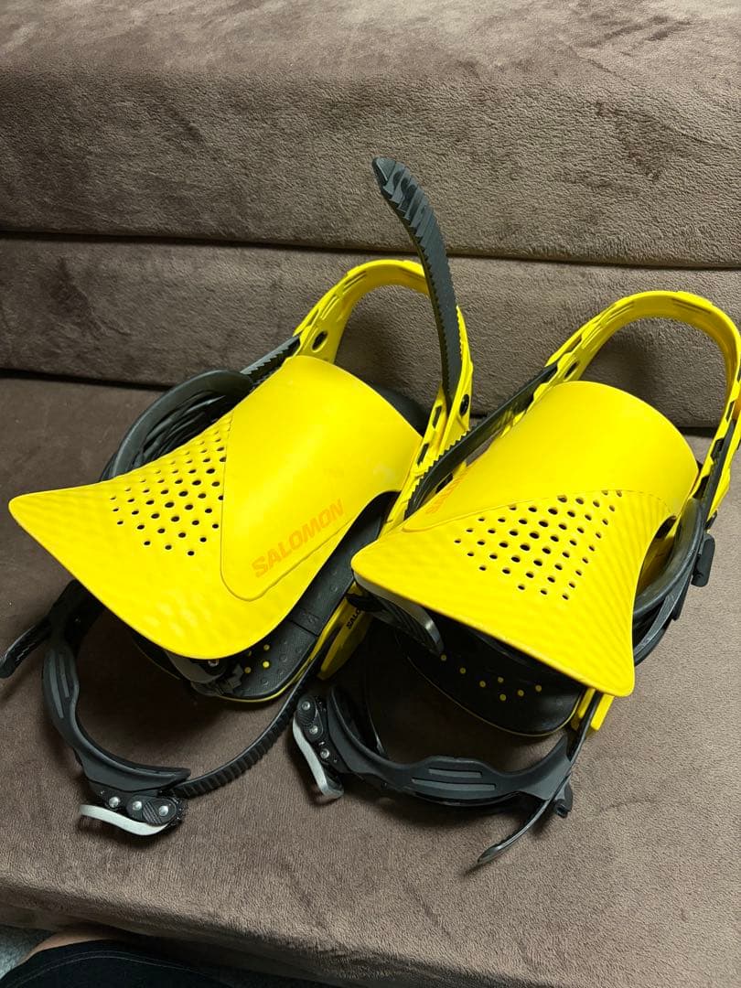 SALOMON HOLOGRAM Sサイズ 23-24 モデル