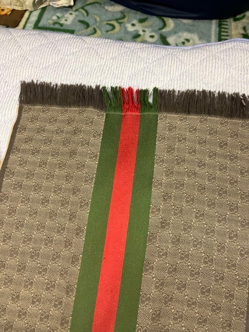 GUCCIマフラー ベージュ