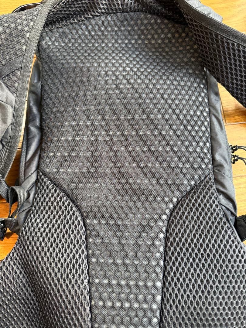 美品　MM6 x Salomon XT 15バックパック ブラック