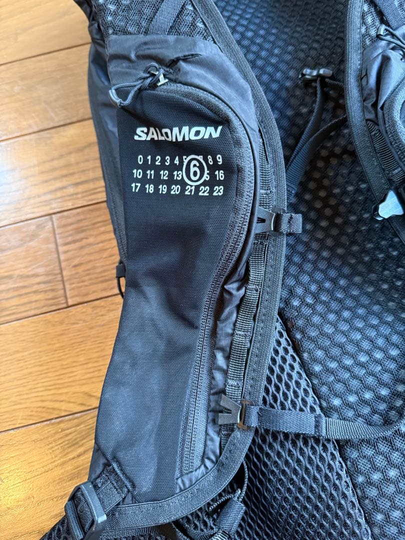 美品　MM6 x Salomon XT 15バックパック ブラック