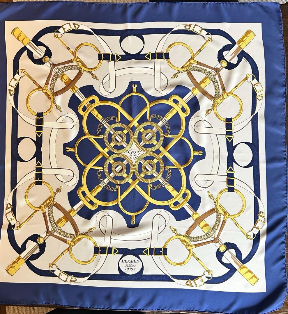 HERMES エルメス スカーフ エルメス　カレ90エプロン・ドール