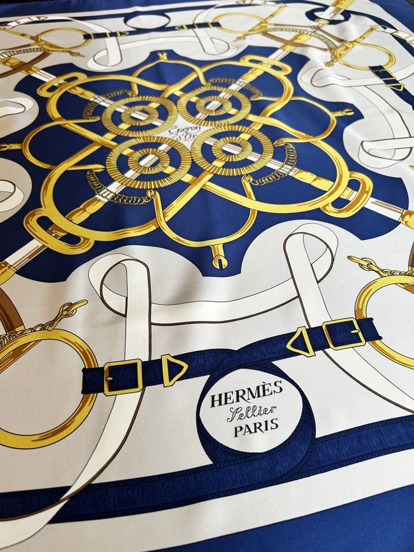 HERMES エルメス スカーフ エルメス　カレ90エプロン・ドール