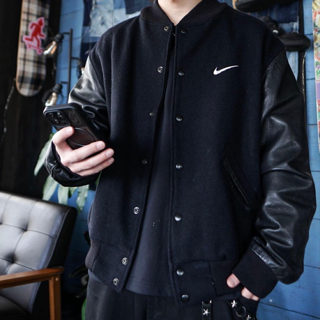 超希少 NIKE 90s 袖レザー スタジャン NIKE TOWN ブラック - メルカリ