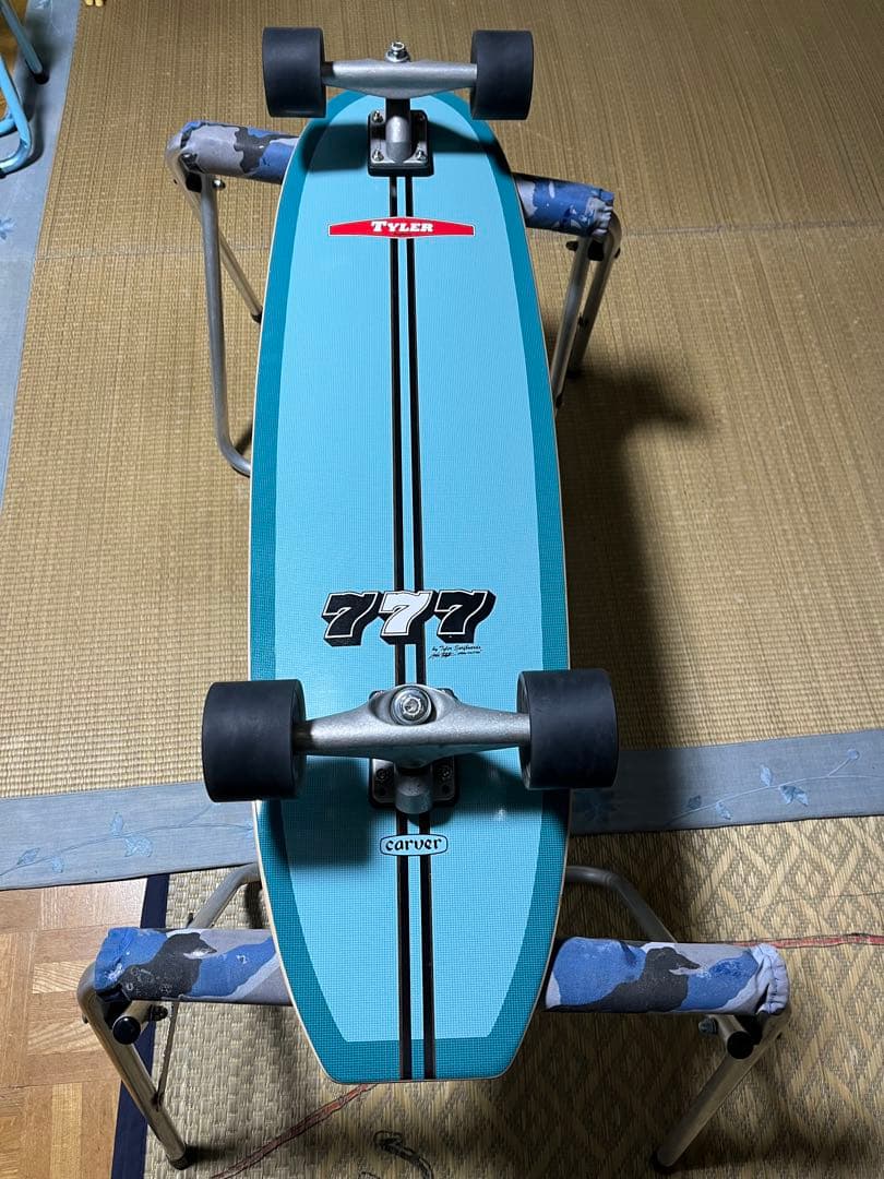 カーバーサーフスケートTYLER 777. 36.5. CX4