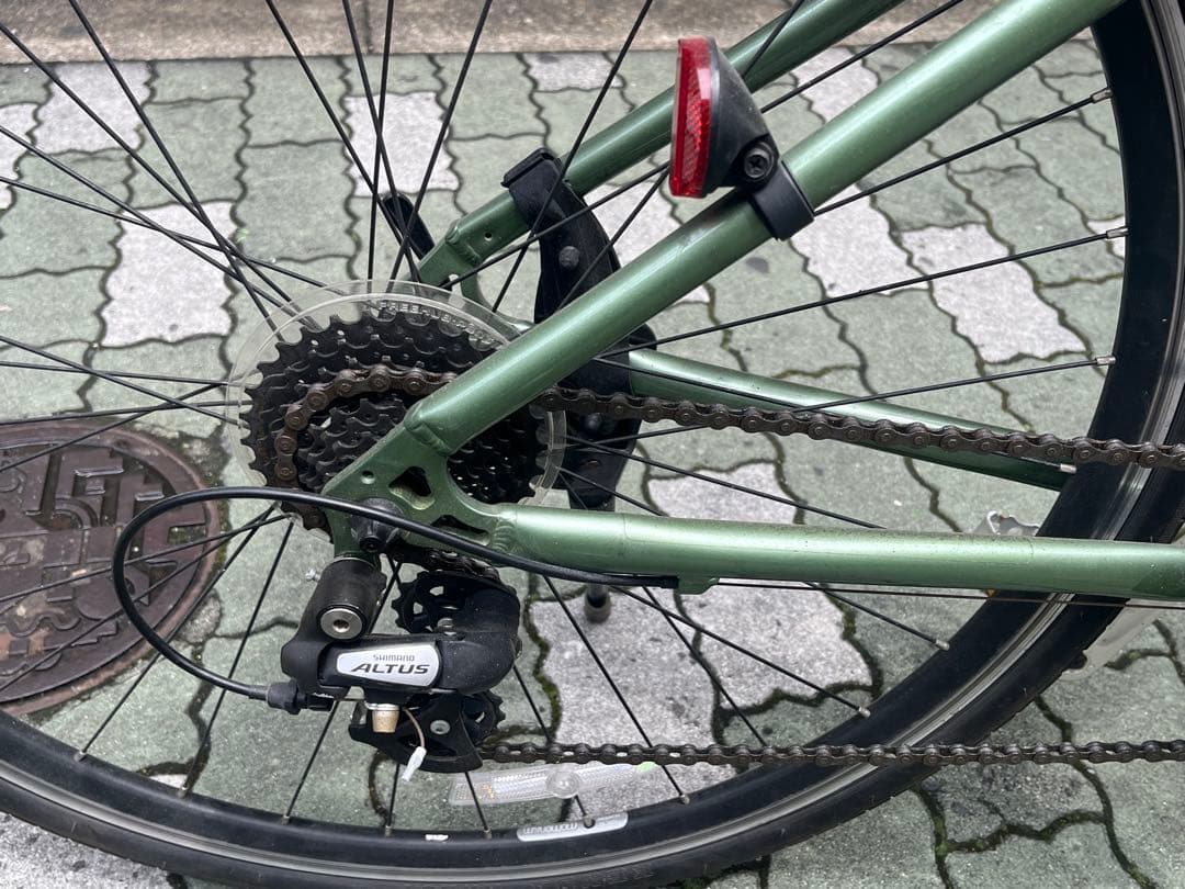 momentum シマノギア付きグリーンロードバイク