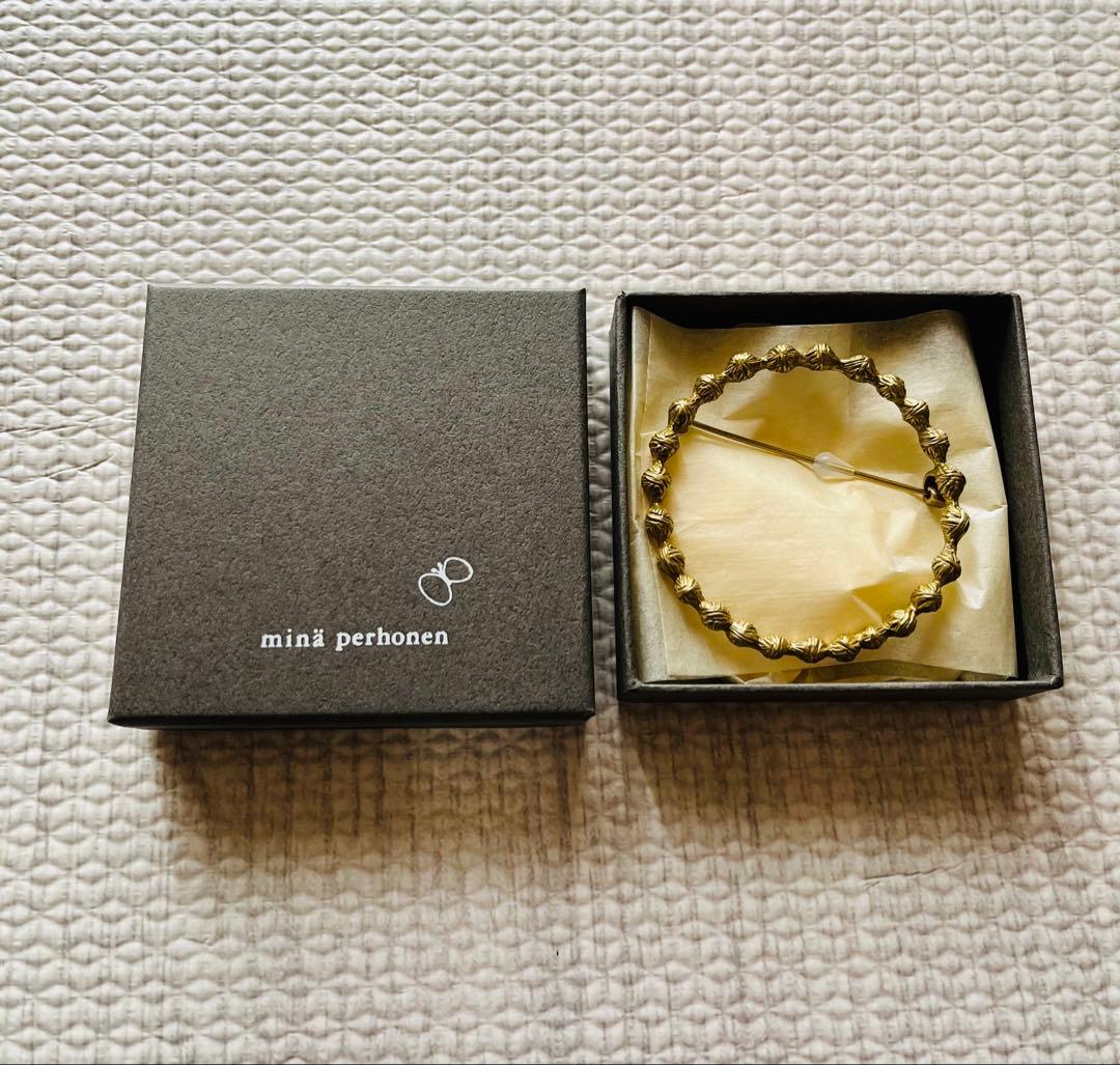 ⭐︎新品 minä perhonen タンバリン ブローチ - メルカリ