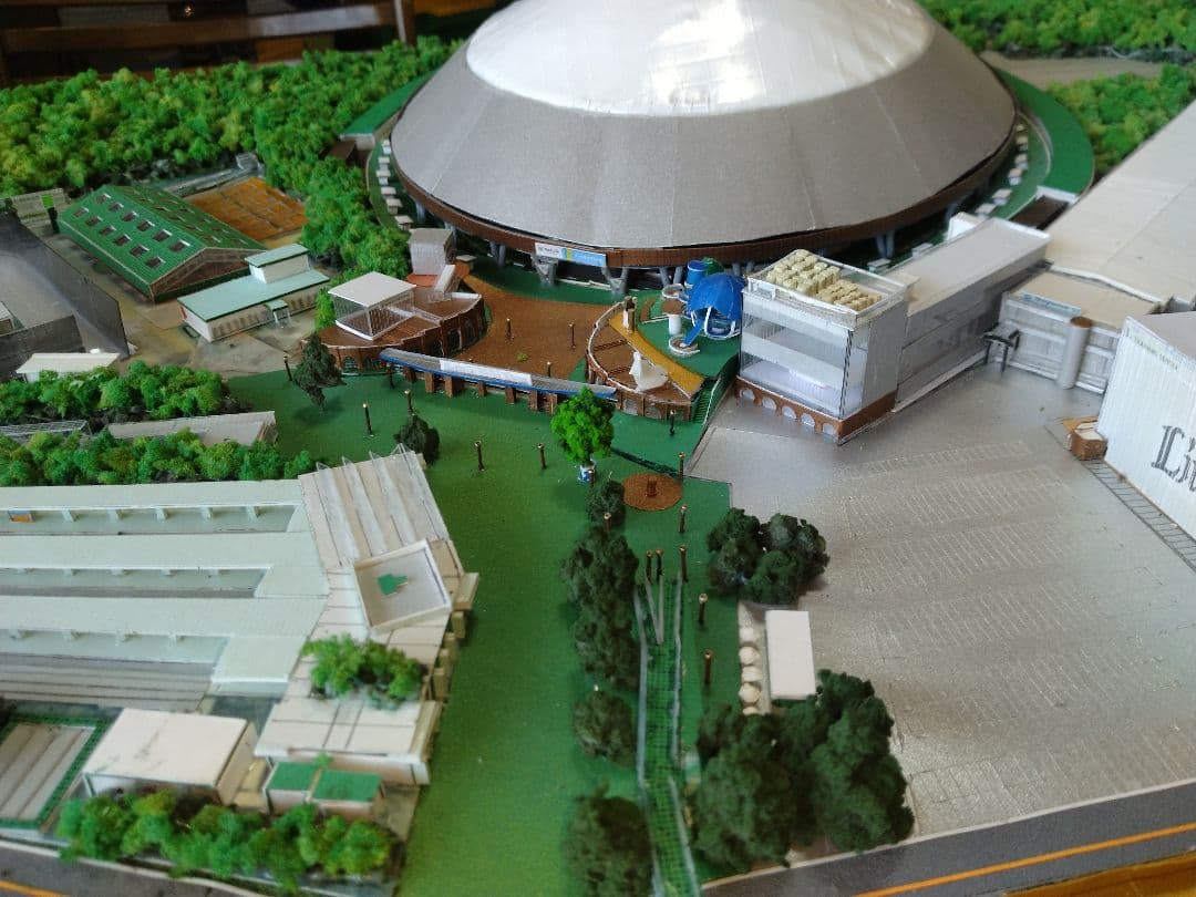 ジオラマ西武球場1/1000展示ケース付