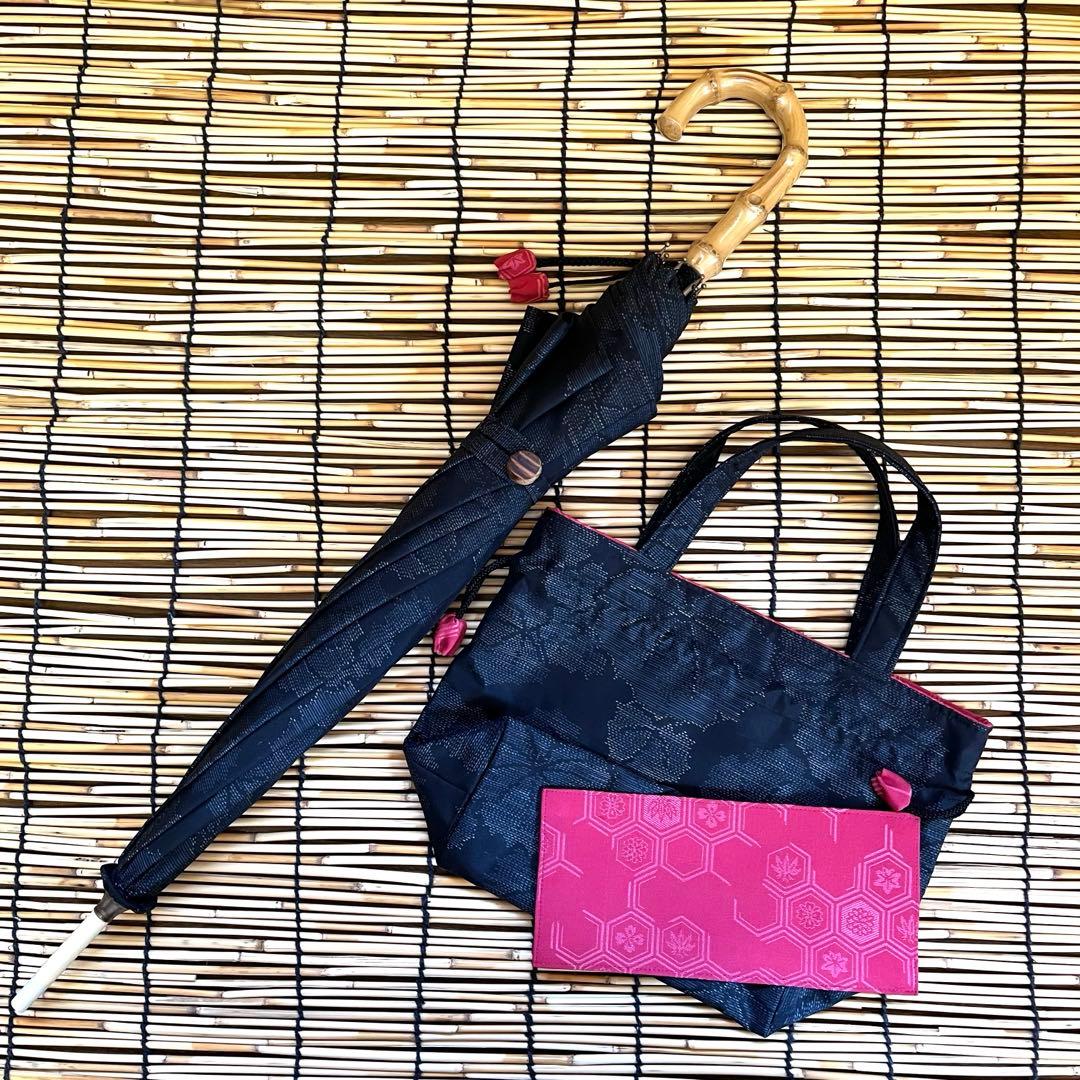 大島紬リメイク＊手作りおしゃれ日傘とお揃い巾着トート＊黒地 紺葉模様