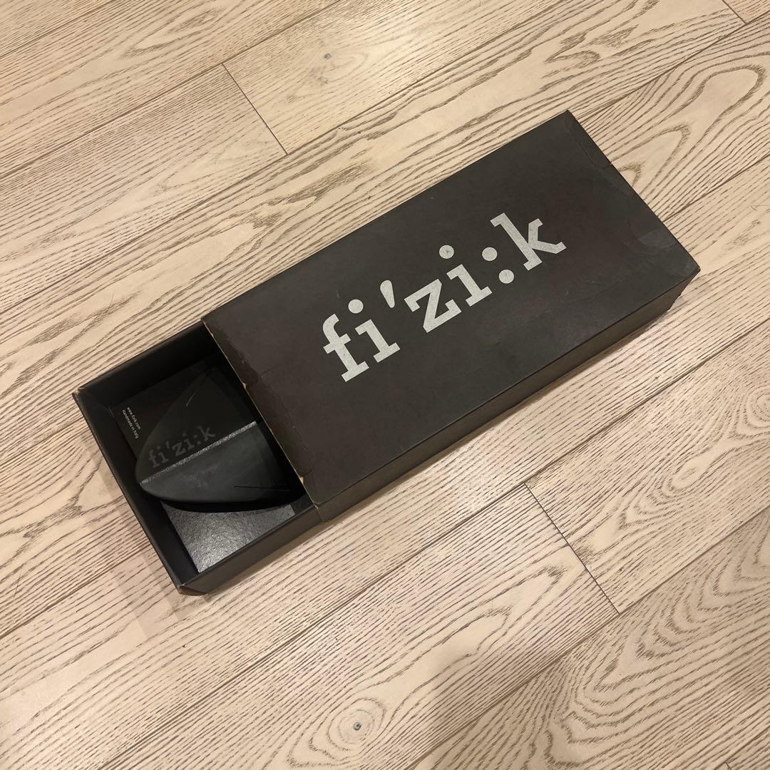 fizik フィジーク ARIONE アリオネ 00 カーボンサドル