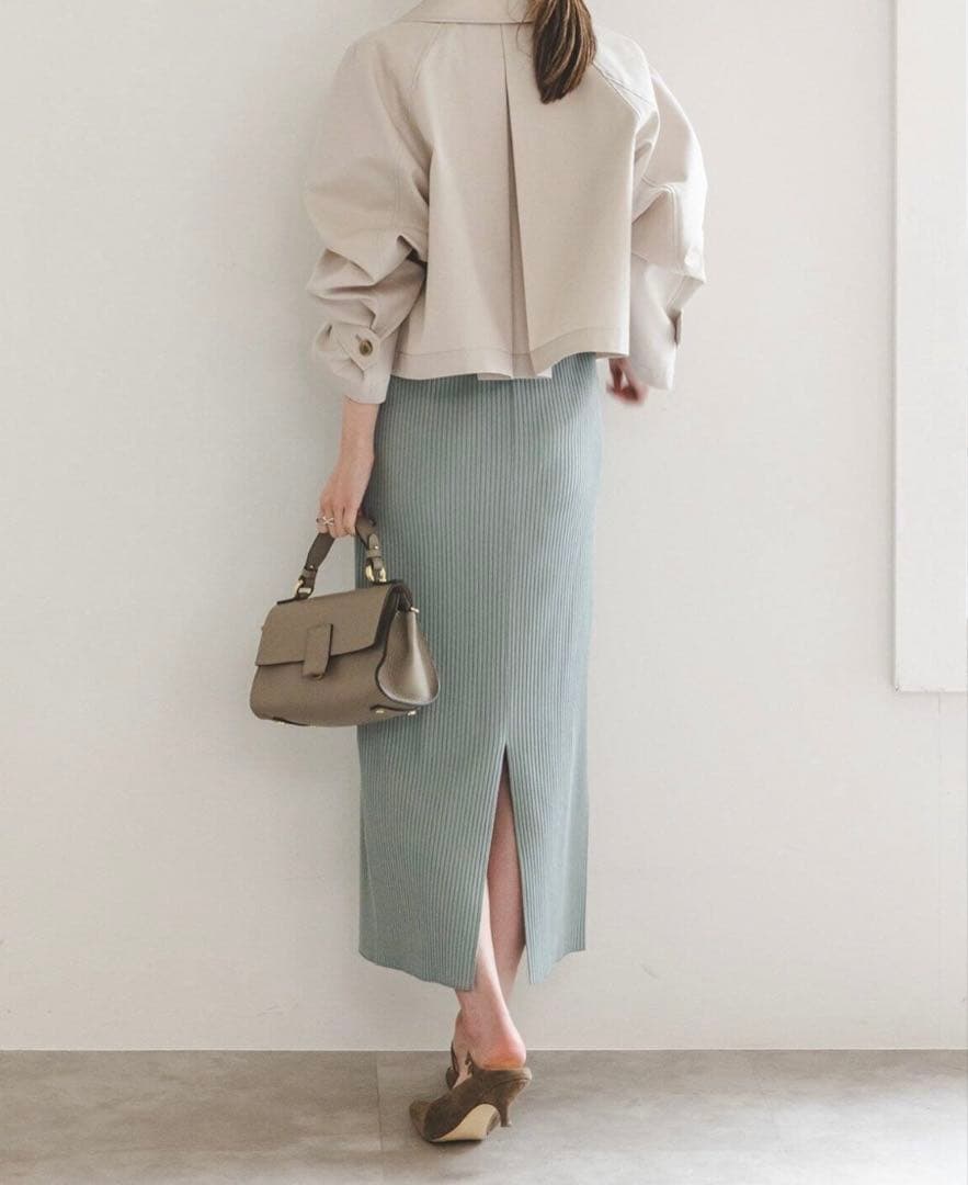 チェリー(新品未使用タグ付)NobleトタンテレコタイトスカートグリーンB