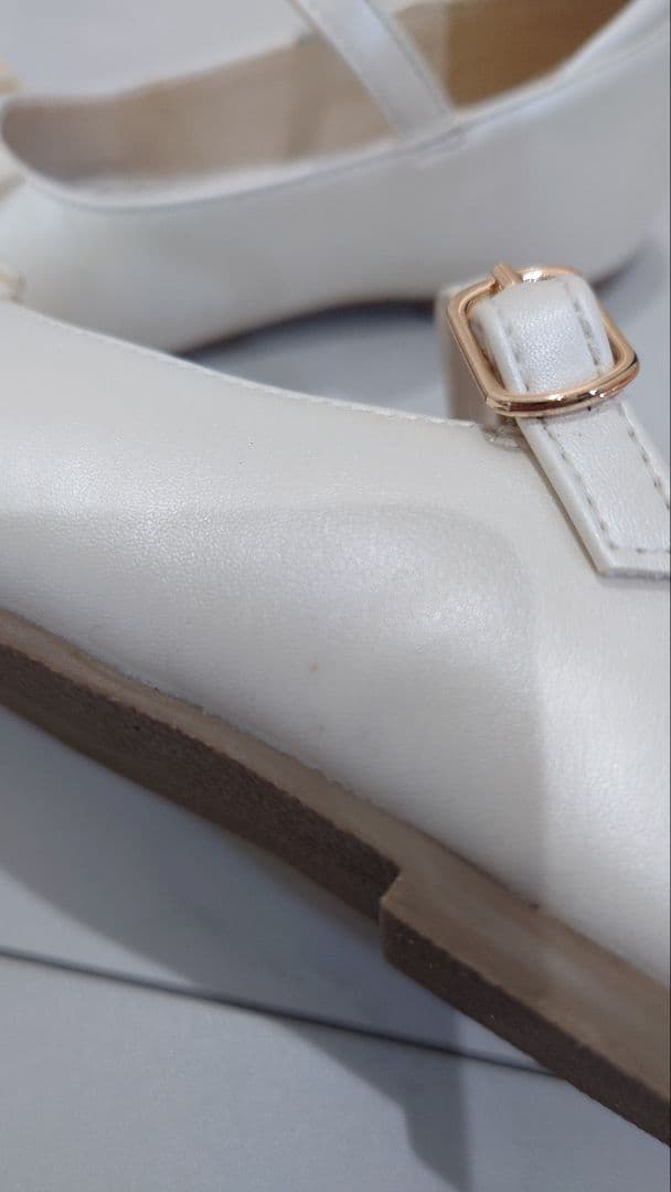 アーヴェヴェのセレモニーワンピース