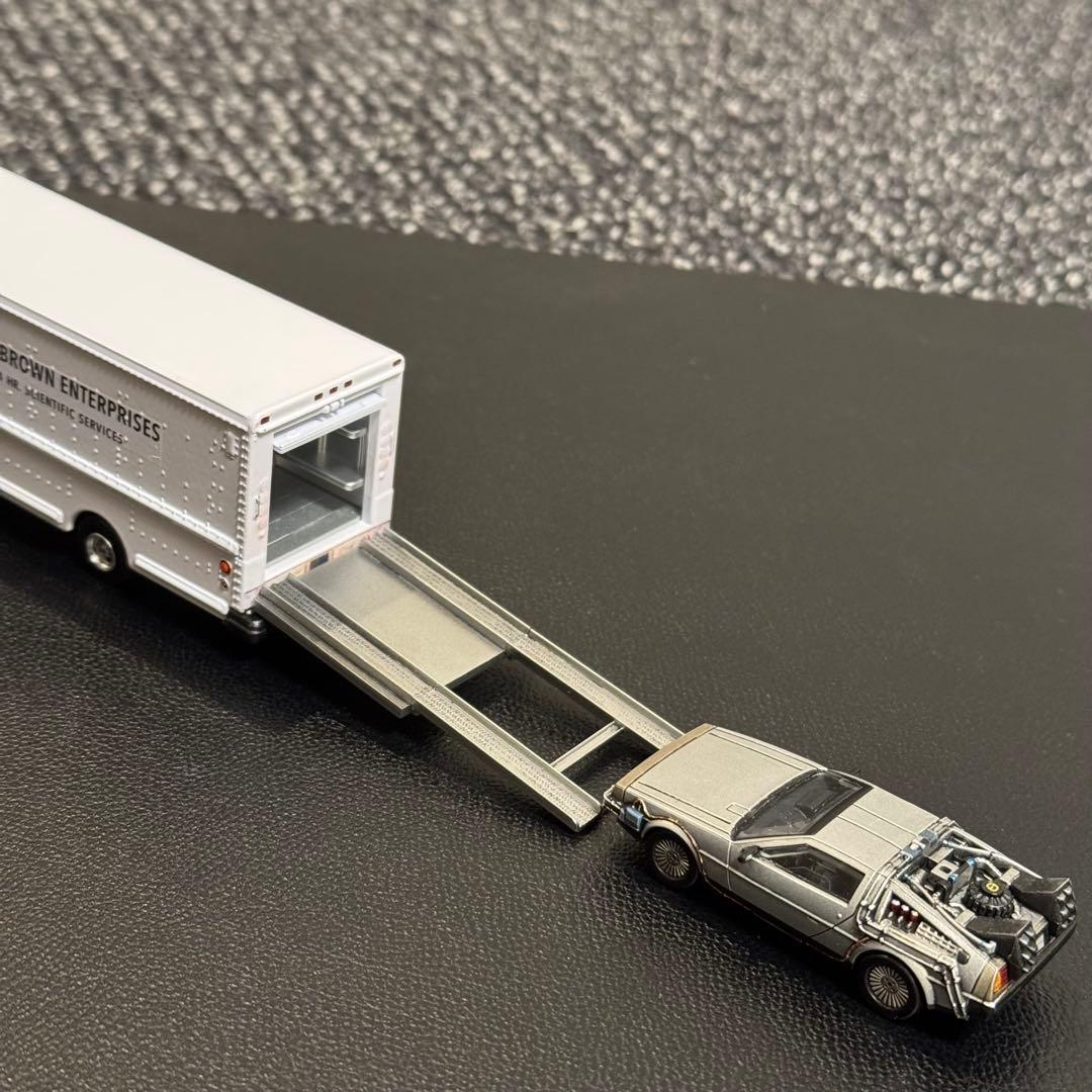 ドクのバン カスタム バックトゥザフューチャー デロリアン ② - メルカリ