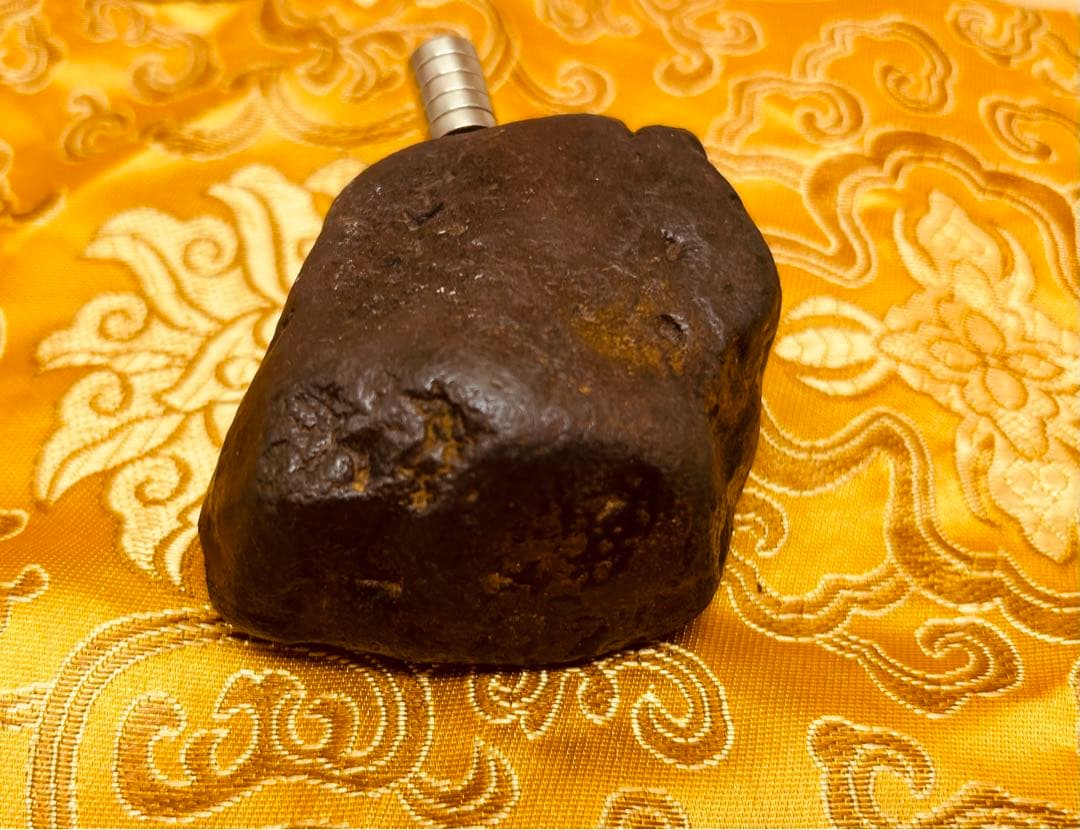 宇宙パワー強い鉄隕石 石質隕石宇宙パワー 不思議の石鉄隕石アンティーク