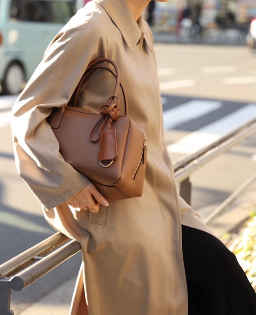 新品未使用品*WOOLSILK ギャバトレンチコート