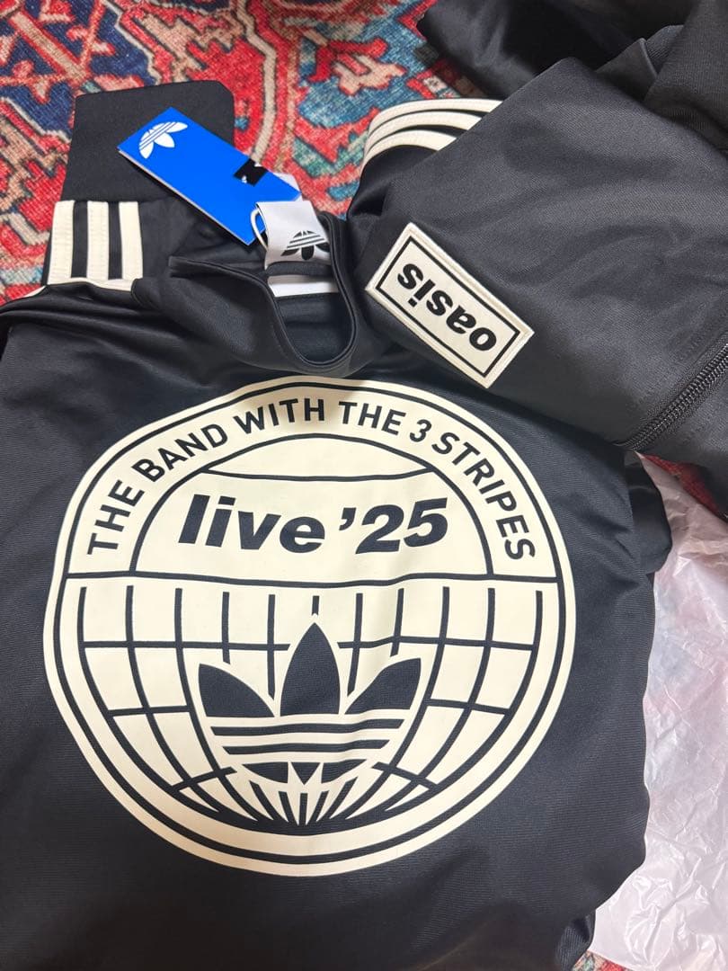 ADIDAS x OASIS ツアー ファイヤーバード トラックトップ L