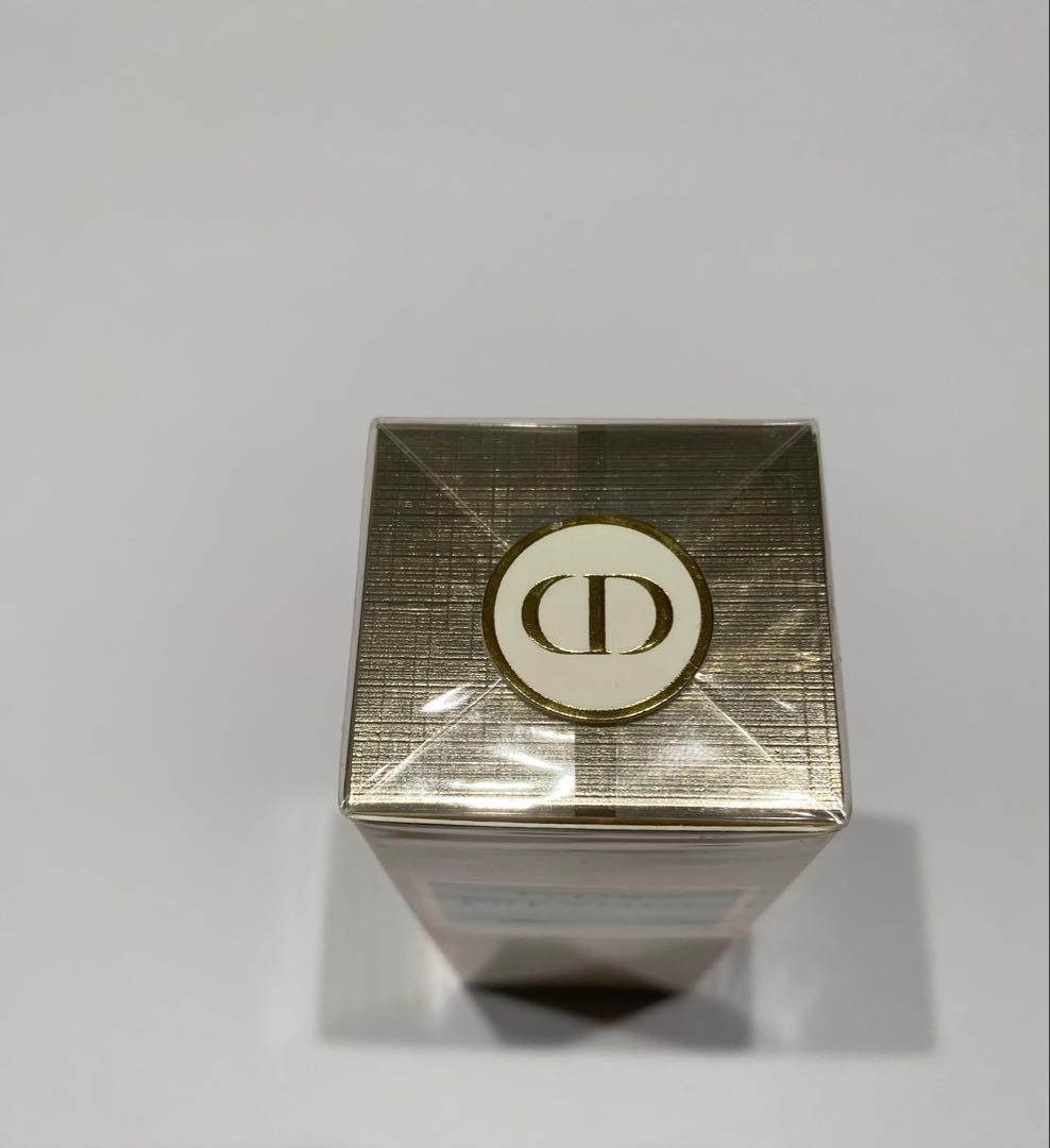 【旧】DIOR プレステージ ホワイト ル プロテクター UV ルミエール