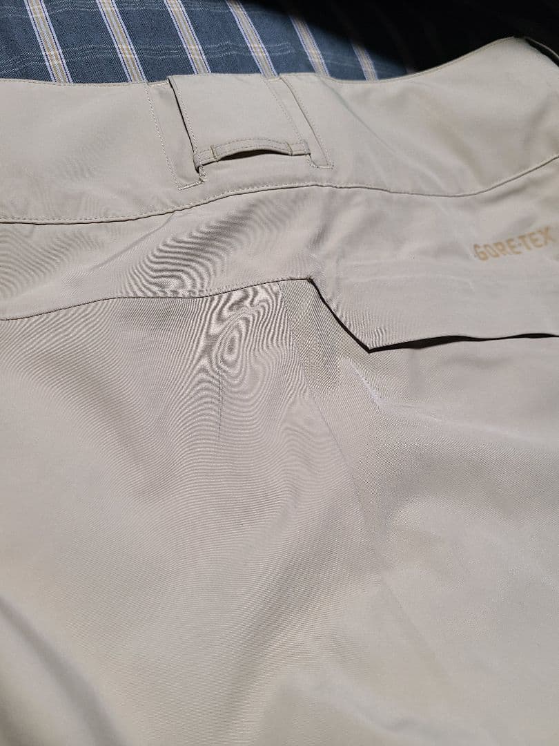 patagonia　スノーボードパンツ 女性用