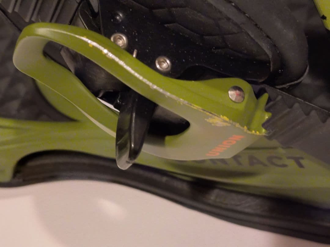 UNION CONTACT BINDING ユニオン コンタクトビンディング