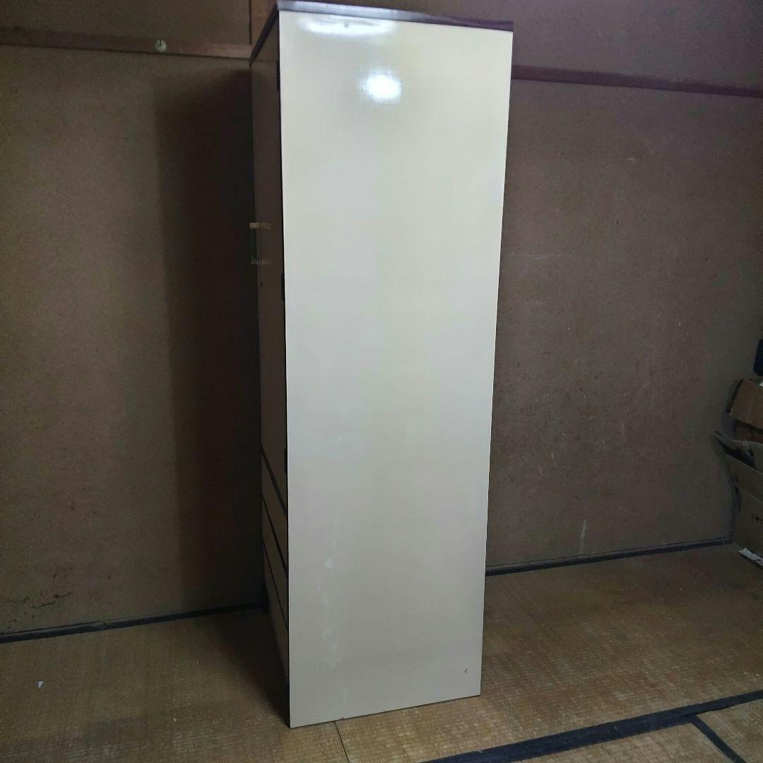 ベージュの洋服タンス チェスト 扉&引出し付き 単身赴任 学生 下宿