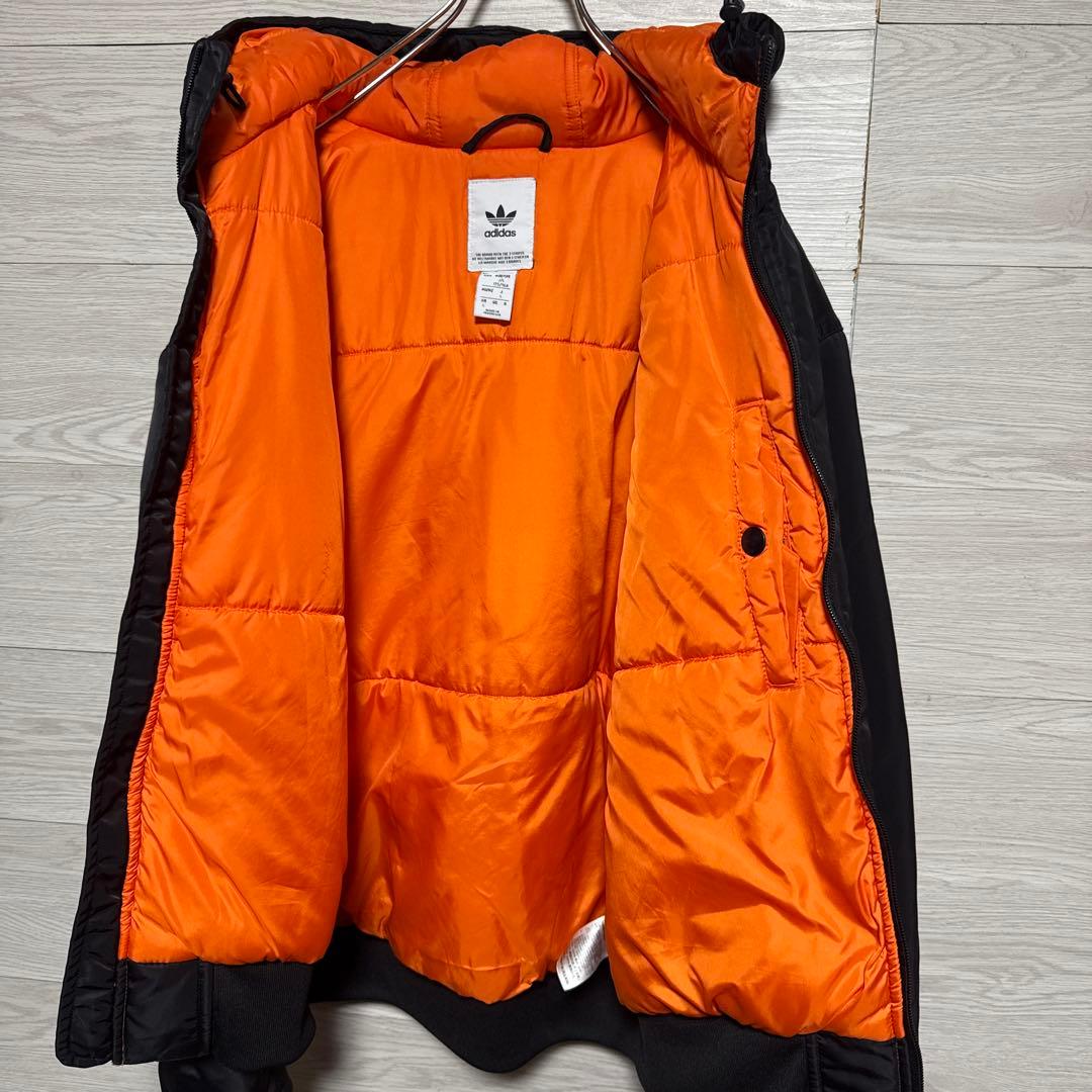 アディダス サークルロゴ 中綿 ダウン 肉厚 フード付き ナイロンスタジャン