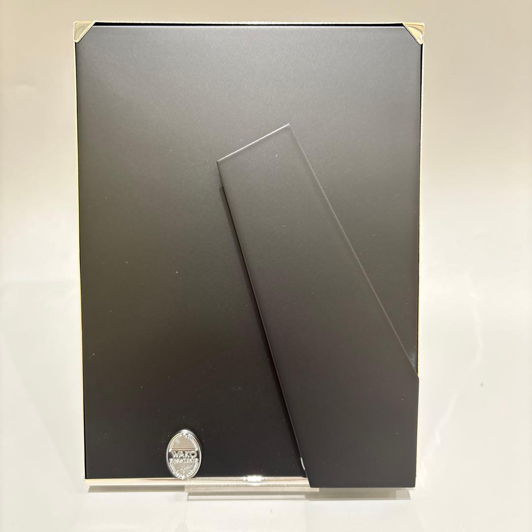 新品 銀座WAKO『プラチナフォトフレーム／スパイラル（大）2Lサイズ