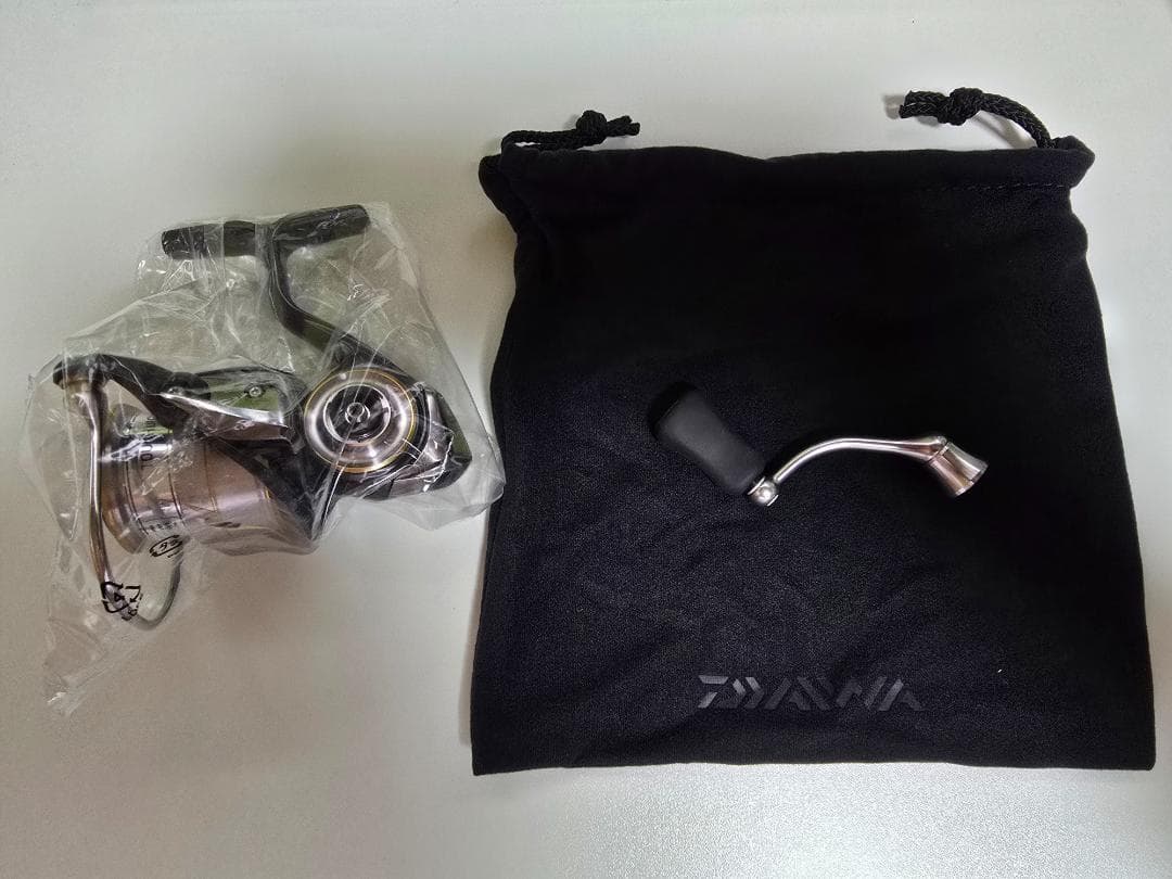 ダイワ 20ルビアス FC LT 2000S （新品同様）