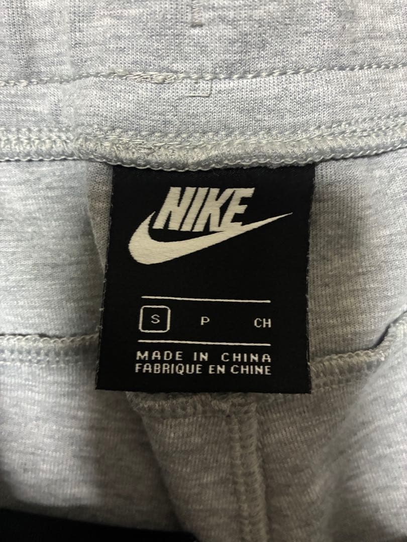 ナイキテックフリース　セットアップ　上下　グレー　サイズS 国内正規品