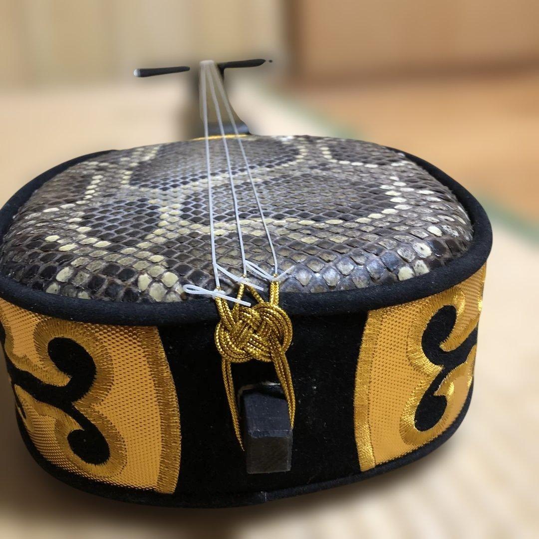 さんしん　三線