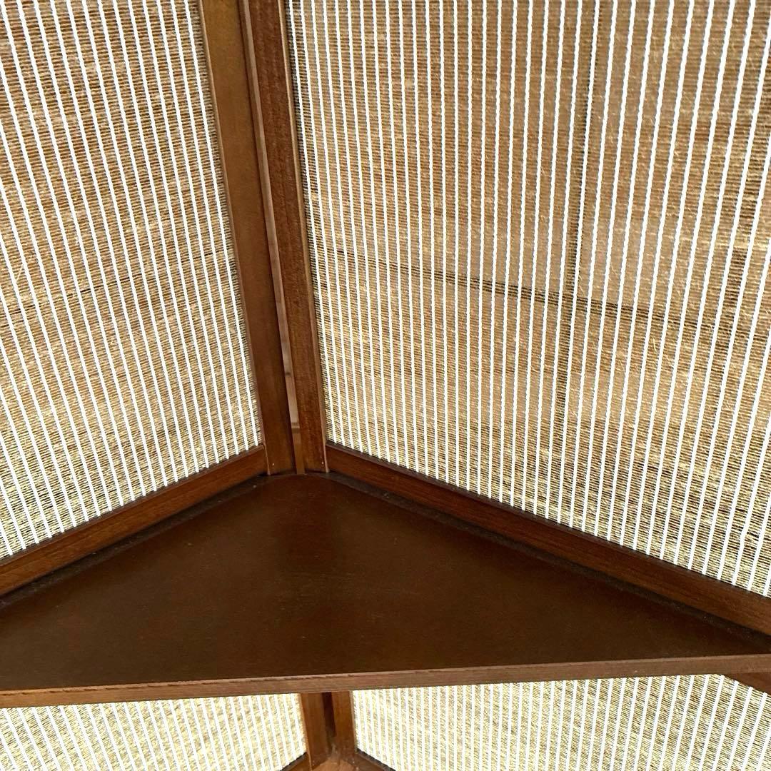 【送料込み】美品　ニトリ　飾り棚付きスクリーン(カガリ 4レン DBR)