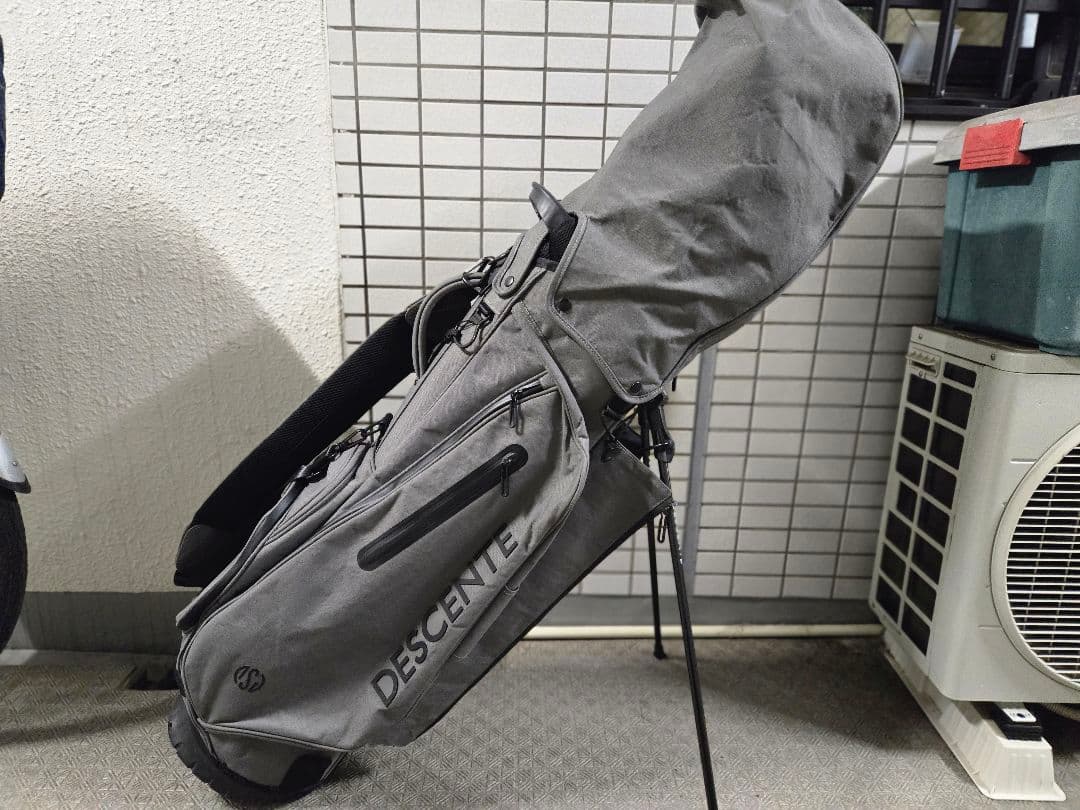DESCENTE グレー キャディバッグ