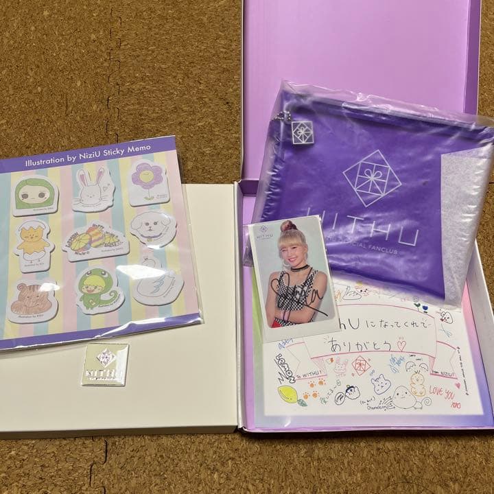 NiziU マユカ MAYUKA 直筆サイン入り写真 早期入会特典 - メルカリ