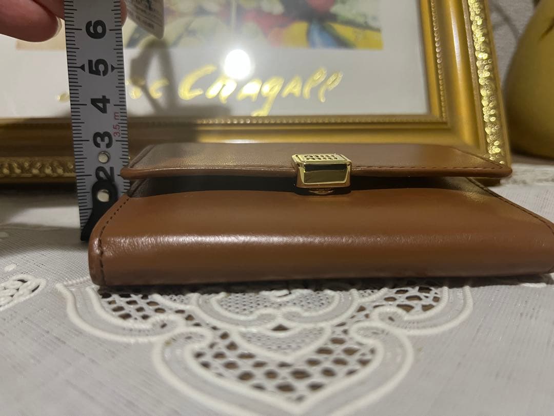 鞠*山様 【極美品】MiuMiuブラウン 財布 （ショッパー カードケース 証明
